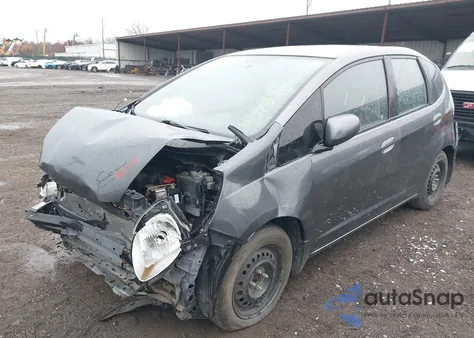 2013 Honda Fit z USA, uszkodzony, nr VIN JHMGE8G35DC053648